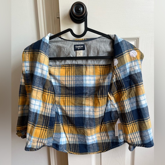 Boy Oshkosh B’gosh plaid long sleeve shirt - Picture 3 of 4